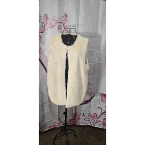 Matilda Jane‎ Large "Snow Way" Faux Fur Vest Cream White